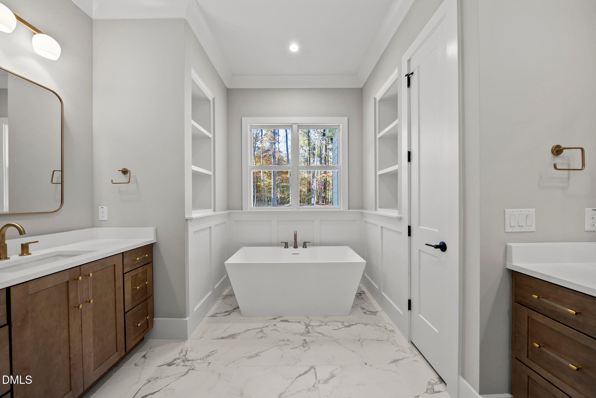 Raleigh, North Carolina, 27613, United States, 4 Bedrooms Bedrooms, ,5 BathroomsBathrooms,Residential,For Sale,1989264