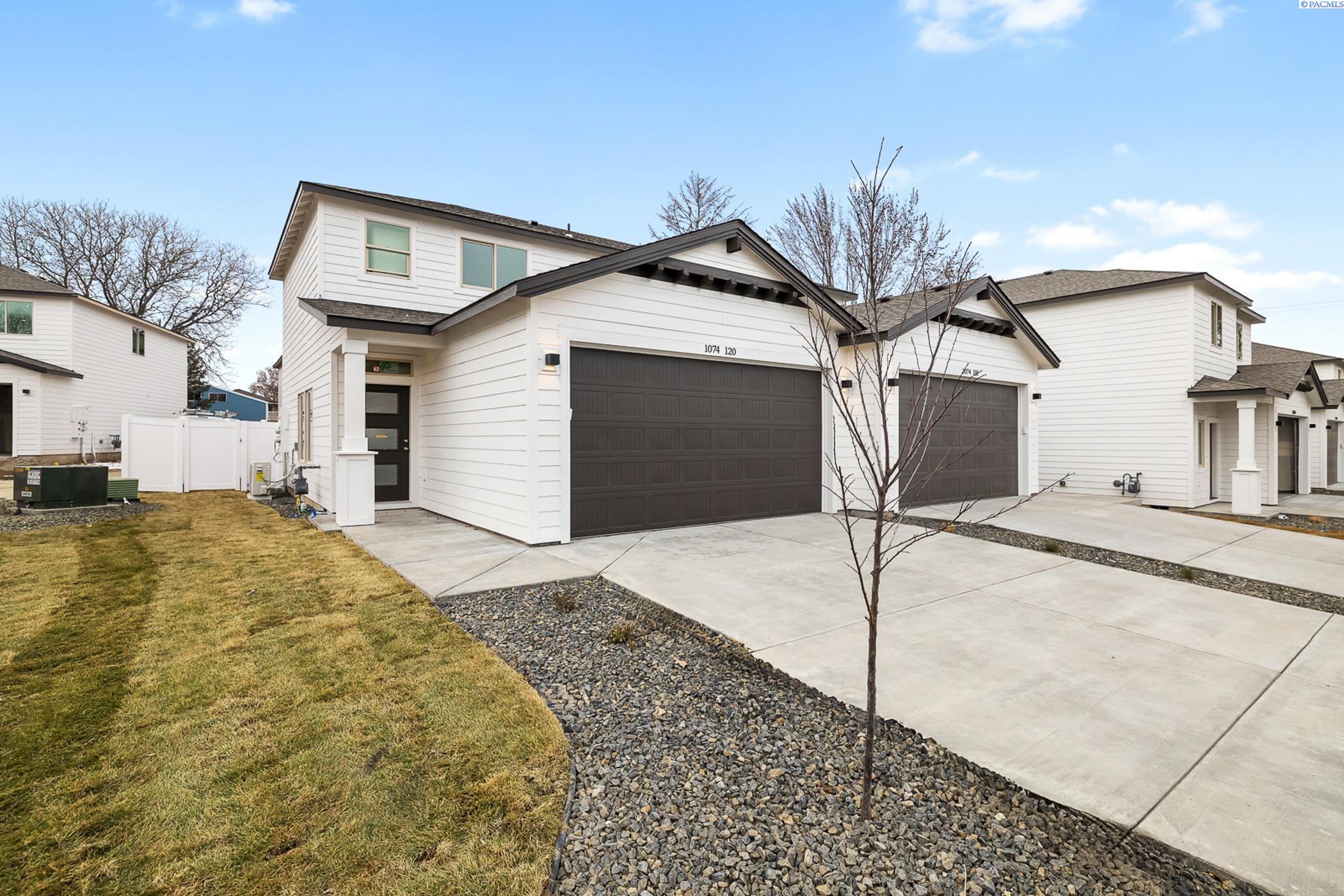 Kennewick, Washington, 99337, United States, 5 Bedrooms Bedrooms, ,Residential,For Sale,1940850