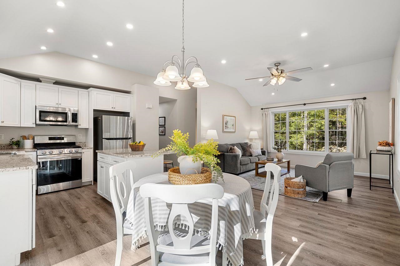 Mont Vernon, New Hampshire, 03057, United States, 3 Bedrooms Bedrooms, ,1 BathroomBathrooms,Residential,For Sale,1998369