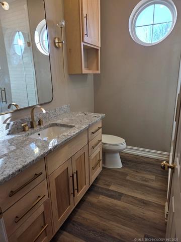 Stigler, Oklahoma, 74462-1647, United States, 3 Bedrooms Bedrooms, ,3 BathroomsBathrooms,Residential,For Sale,2005230