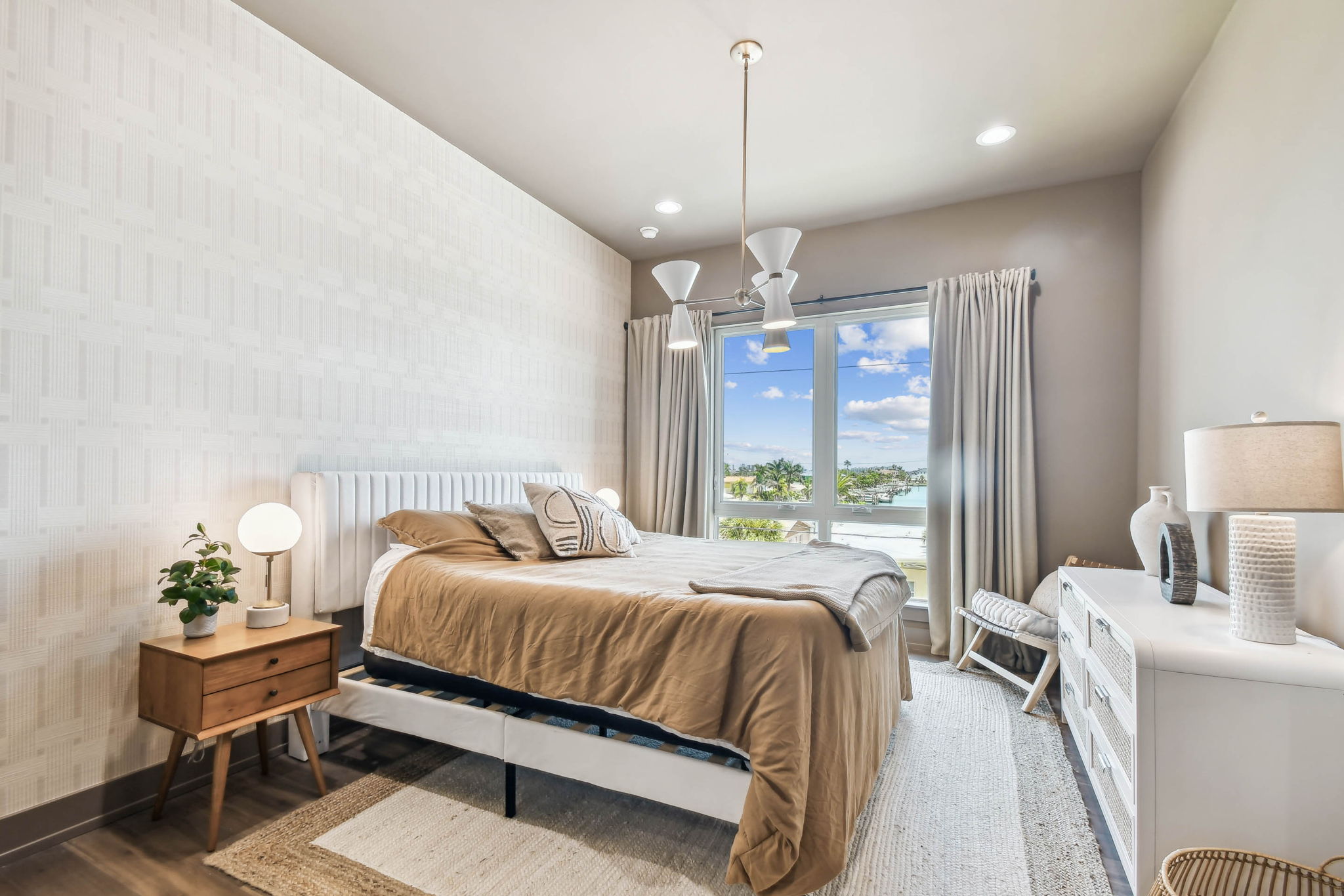 Treasure Island, Florida, 33706, United States, 5 Bedrooms Bedrooms, ,5 BathroomsBathrooms,Residential,For Sale,1792310