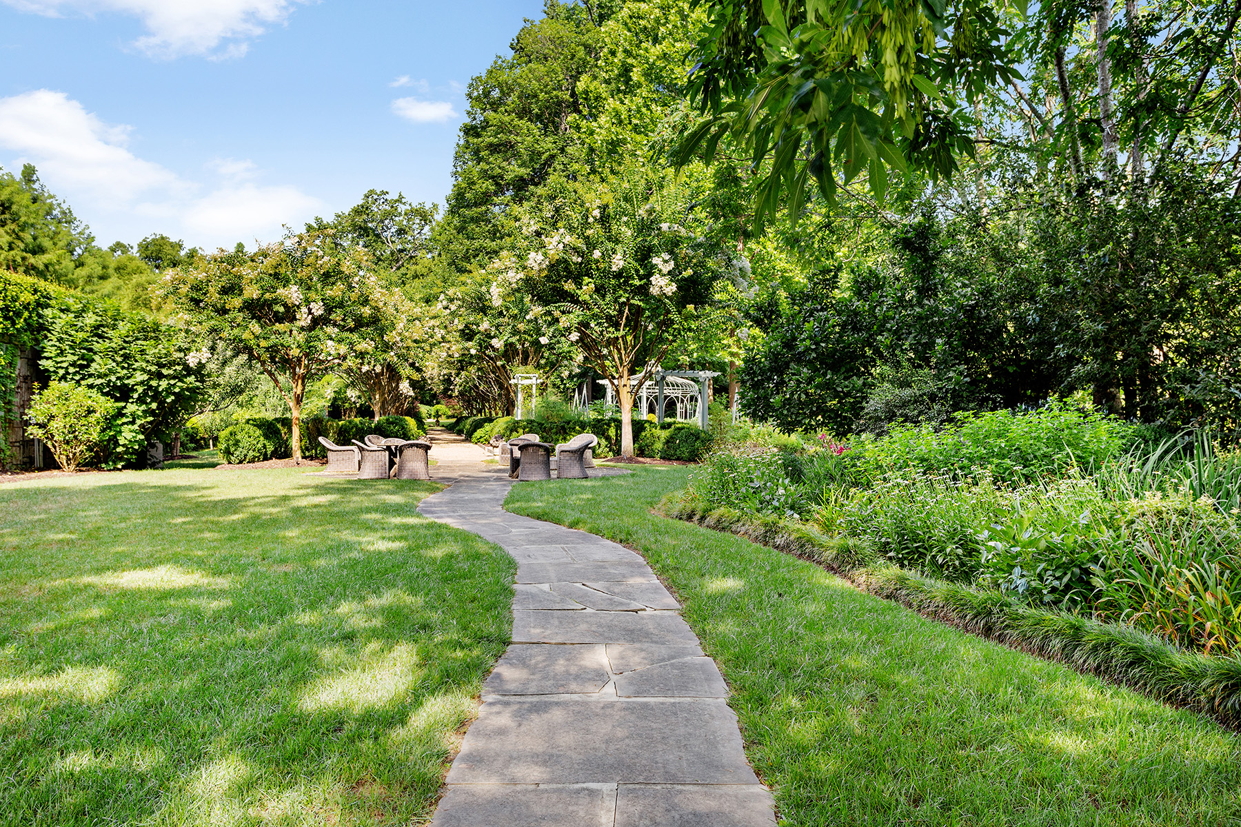  Incredible Opportunity to Create Your Dream Home in Buckhead - 物件實景