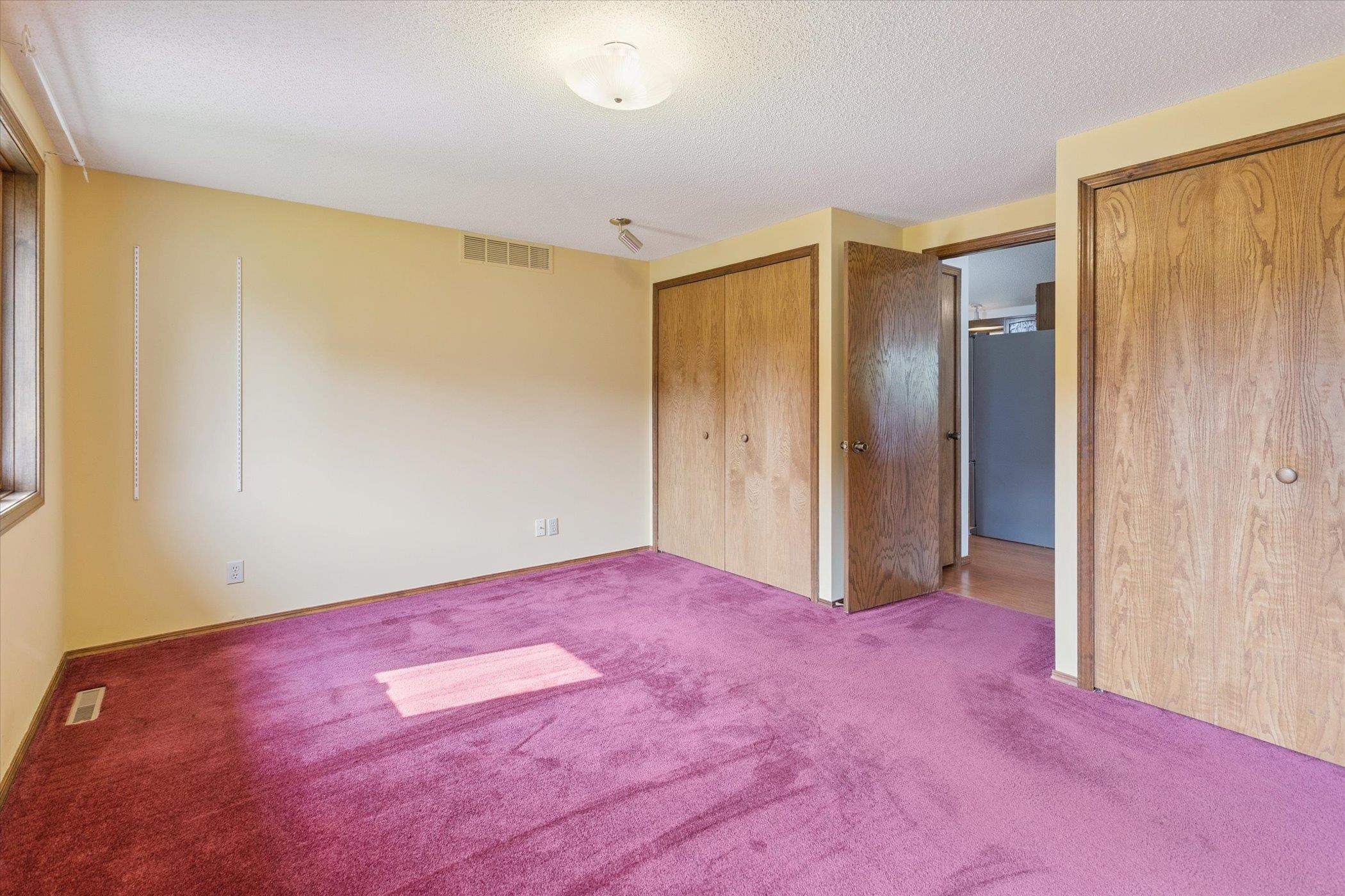 Midland, Michigan, 48640, United States, 3 Bedrooms Bedrooms, ,3 BathroomsBathrooms,Residential,For Sale,1975279