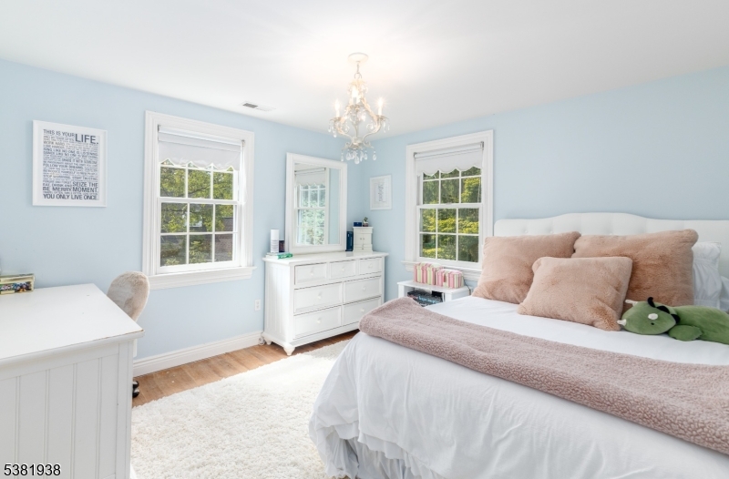 Chatham Boro, New Jersey, 07928, United States, 4 Bedrooms Bedrooms, ,3 BathroomsBathrooms,Residential,For Sale,1941071