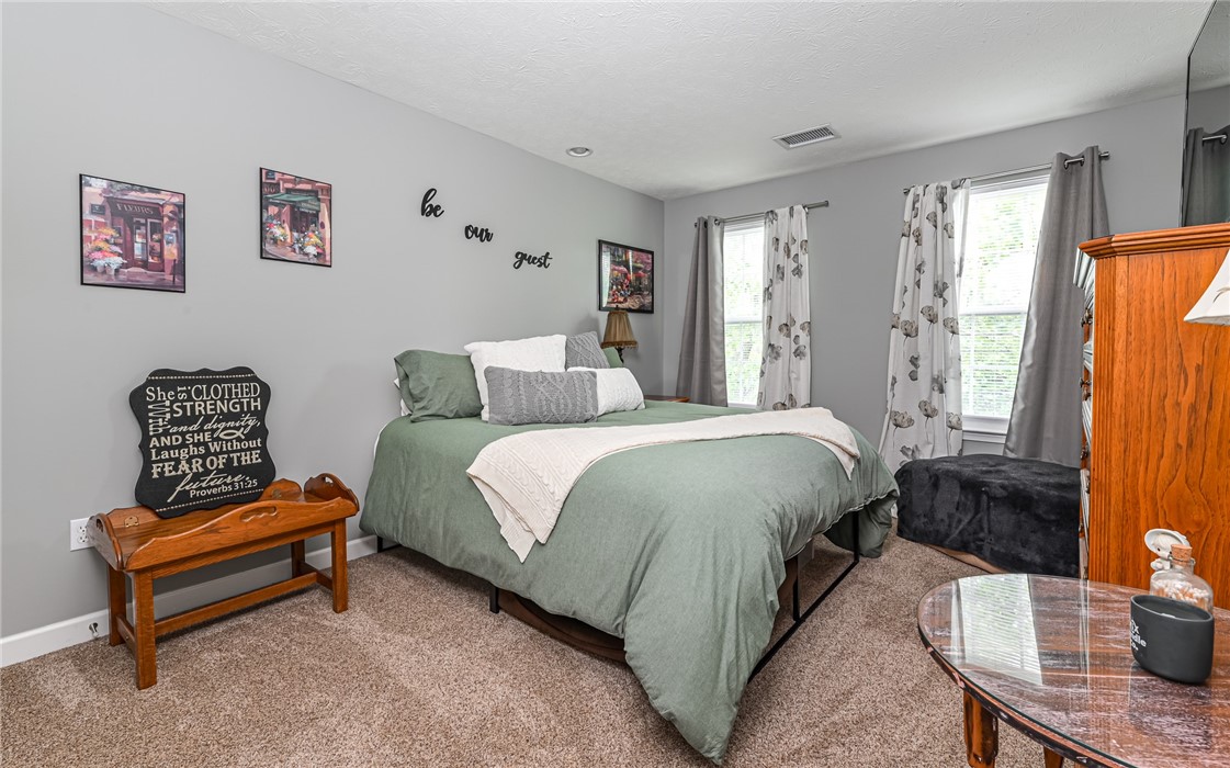Adams Twp, Pennsylvania, 16046, United States, 4 Bedrooms Bedrooms, ,4 BathroomsBathrooms,Residential,For Sale,1827880