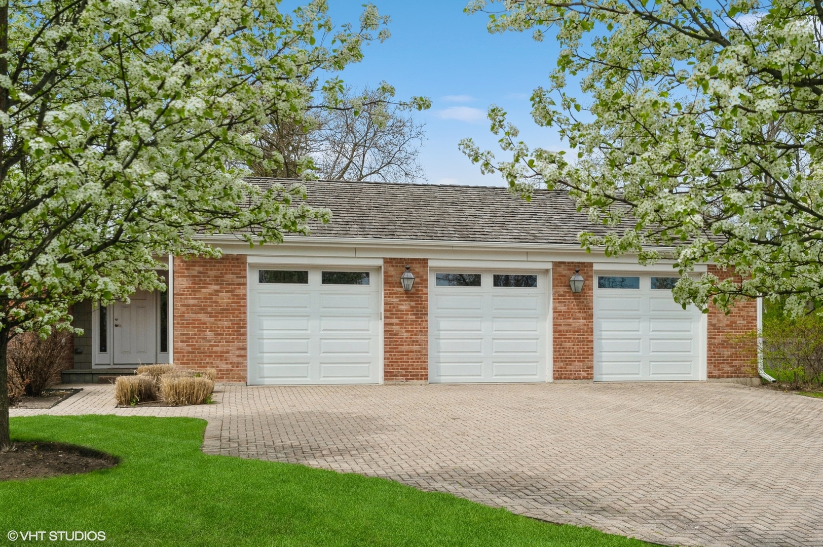 Lake Forest, Illinois, 60045, United States, 3 Bedrooms Bedrooms, ,5 BathroomsBathrooms,Residential,For Sale,1794834
