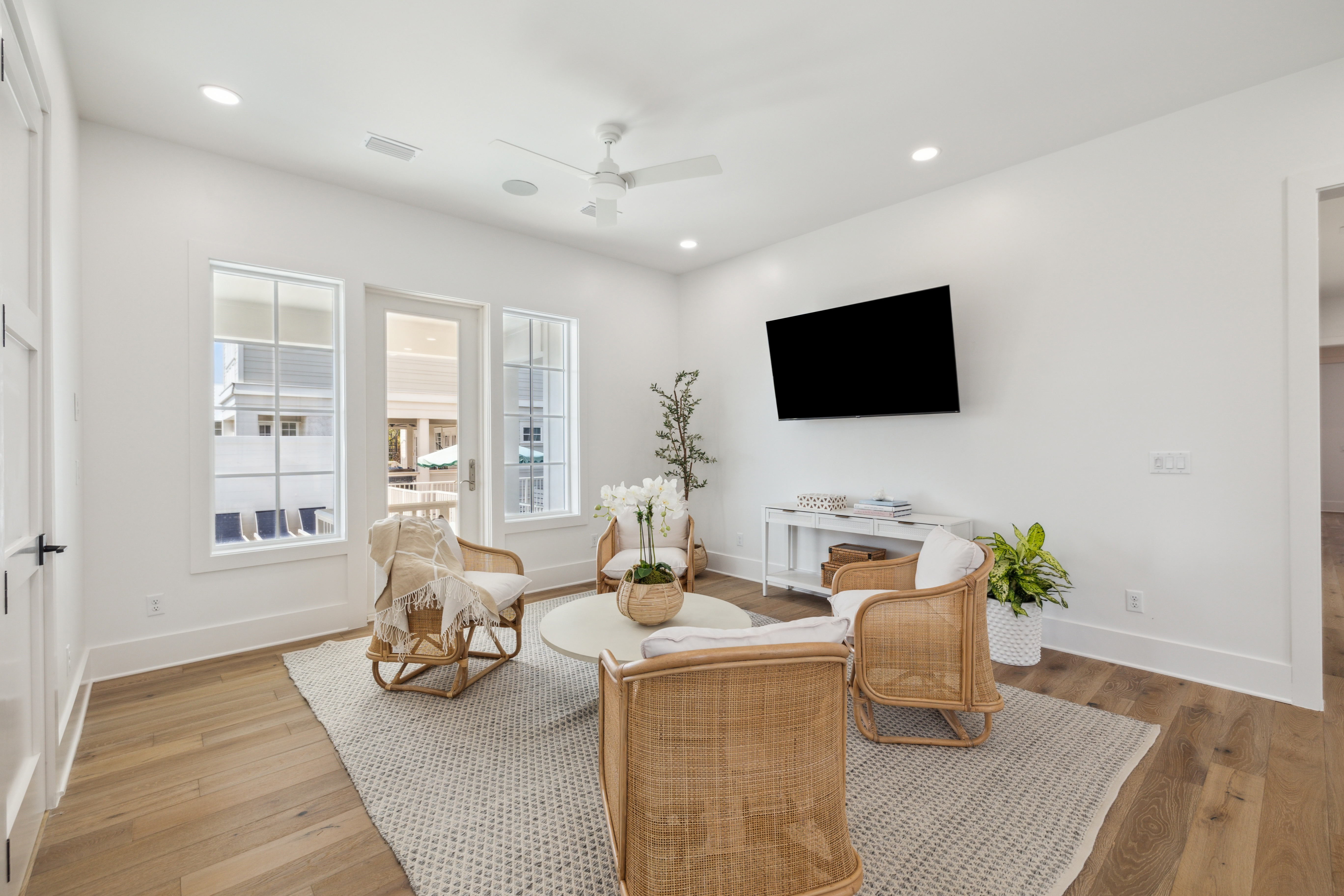  Enchanting Gulf-Side Home Curated For Comfort And Convenience - 物件實景