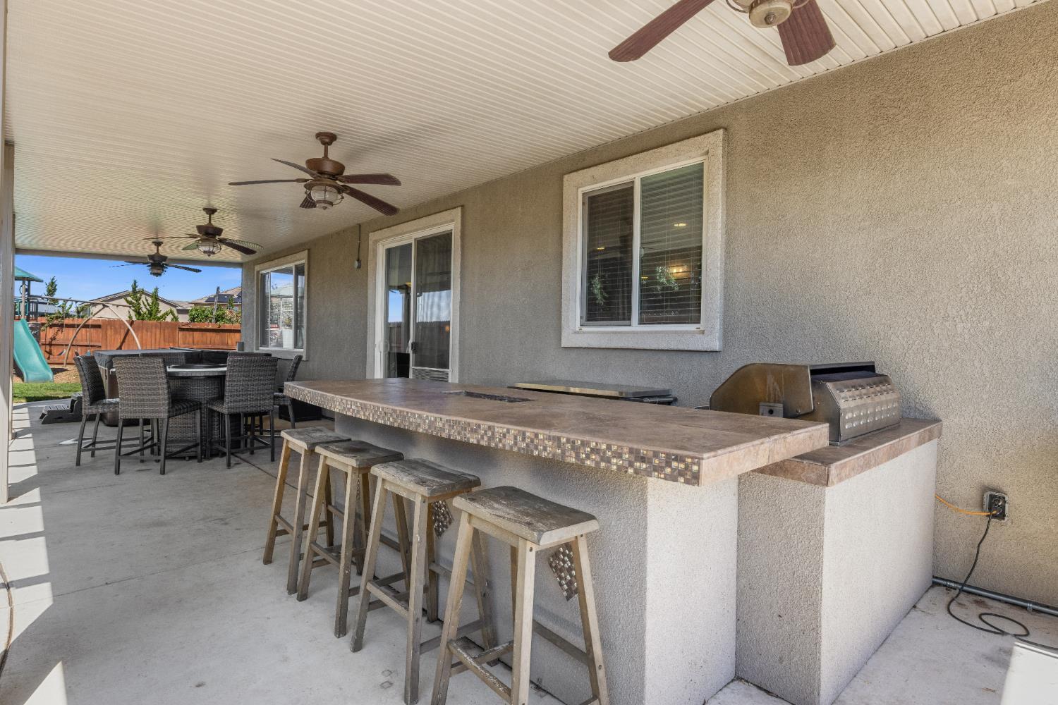 Manteca, California, 95337, United States, 4 Bedrooms Bedrooms, ,4 BathroomsBathrooms,Residential,For Sale,1977472