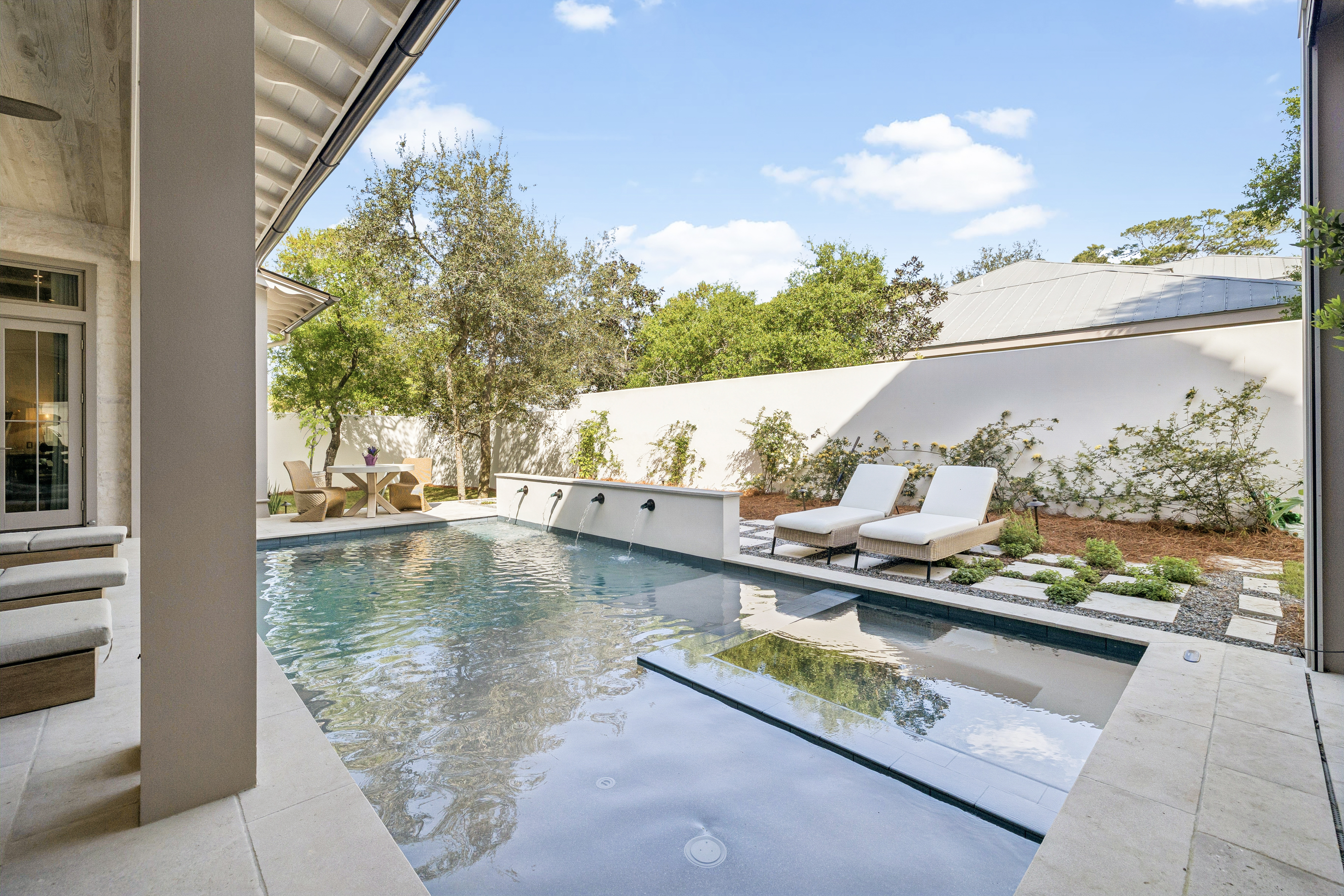  Private Gated 30A Estate with Guest Suite, Pool  & Summer Kitchen - 物件實景
