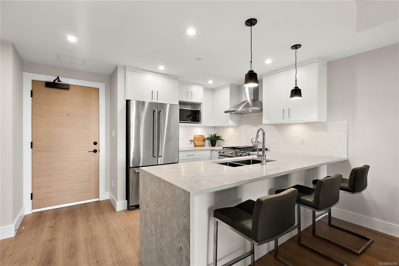 CENTRAL SAANICH, British Columbia, V8M 0B9, CA, 1 Bedroom Bedrooms, ,Residential,For Sale,1891778