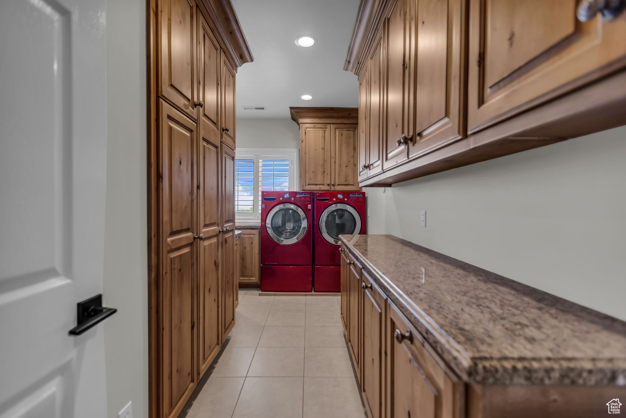 Salt Lake City, Utah, 84103, United States, 7 Bedrooms Bedrooms, ,4 BathroomsBathrooms,Residential,For Sale,1907305
