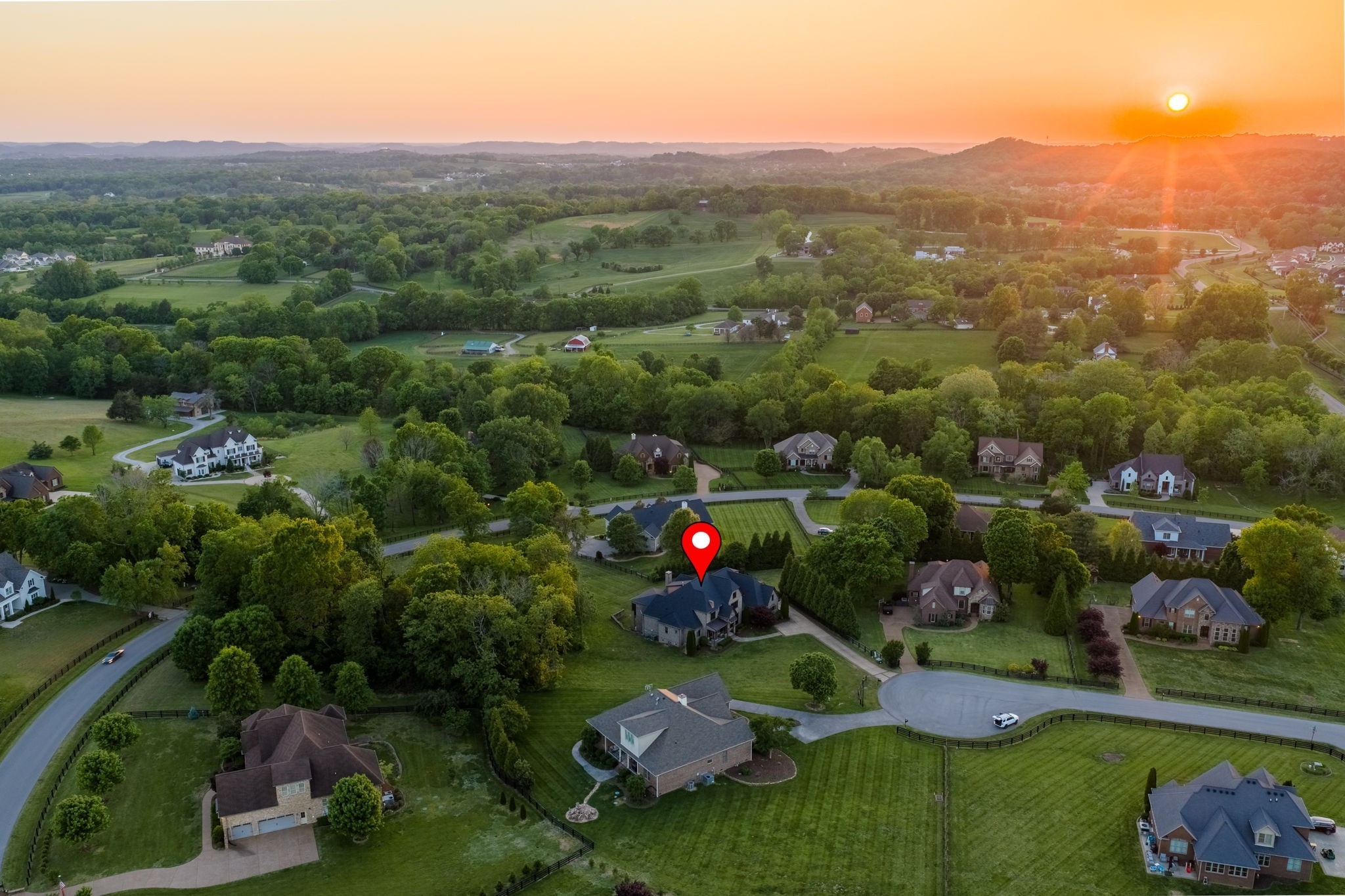 2713 Deer Haven Ct, Franklin, TN, 37067 - 物件實景