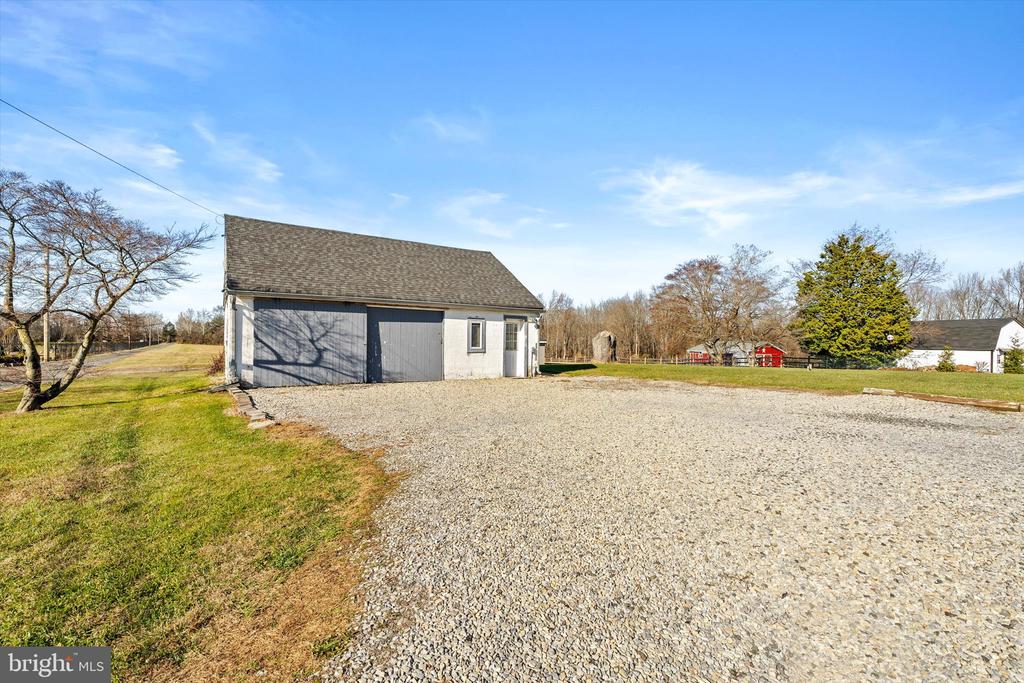 Allentown, New Jersey, 08501, United States, 4 Bedrooms Bedrooms, ,3 BathroomsBathrooms,Residential,For Sale,1998069