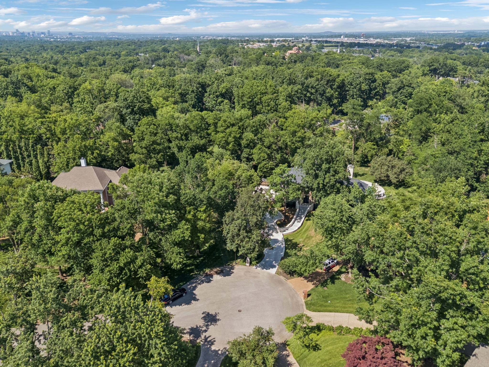  827 Maxwell Ct, Nashville, TN, 37220 - 物件實景