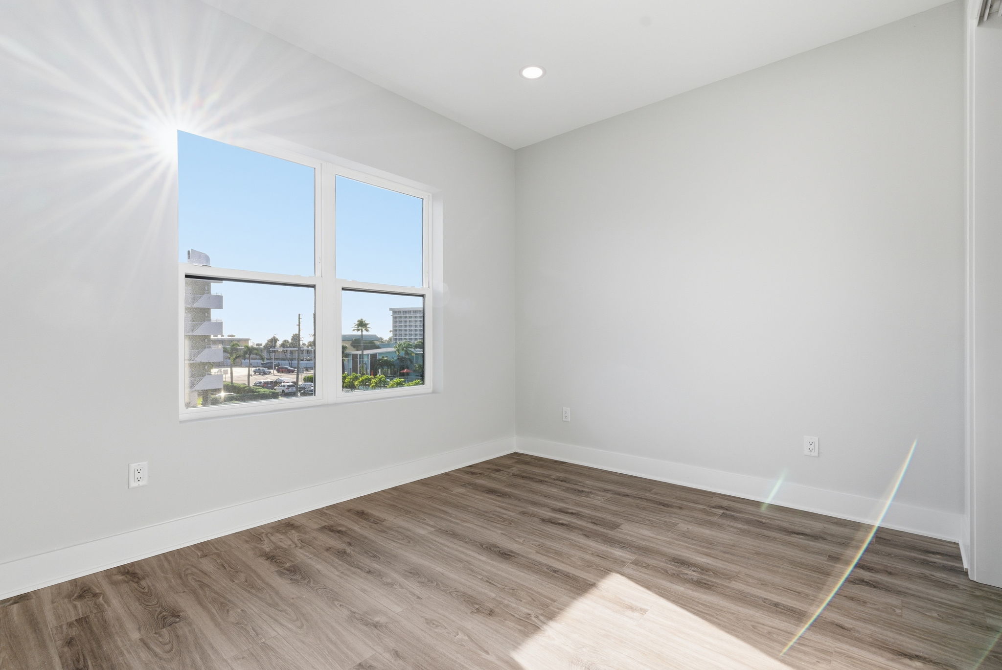 11605 1st St E # 6, Treasure Island, Florida, 33706, United States, 5 Bedrooms Bedrooms, ,4 BathroomsBathrooms,Residential,For Sale,11605 1st St E # 6,1423678