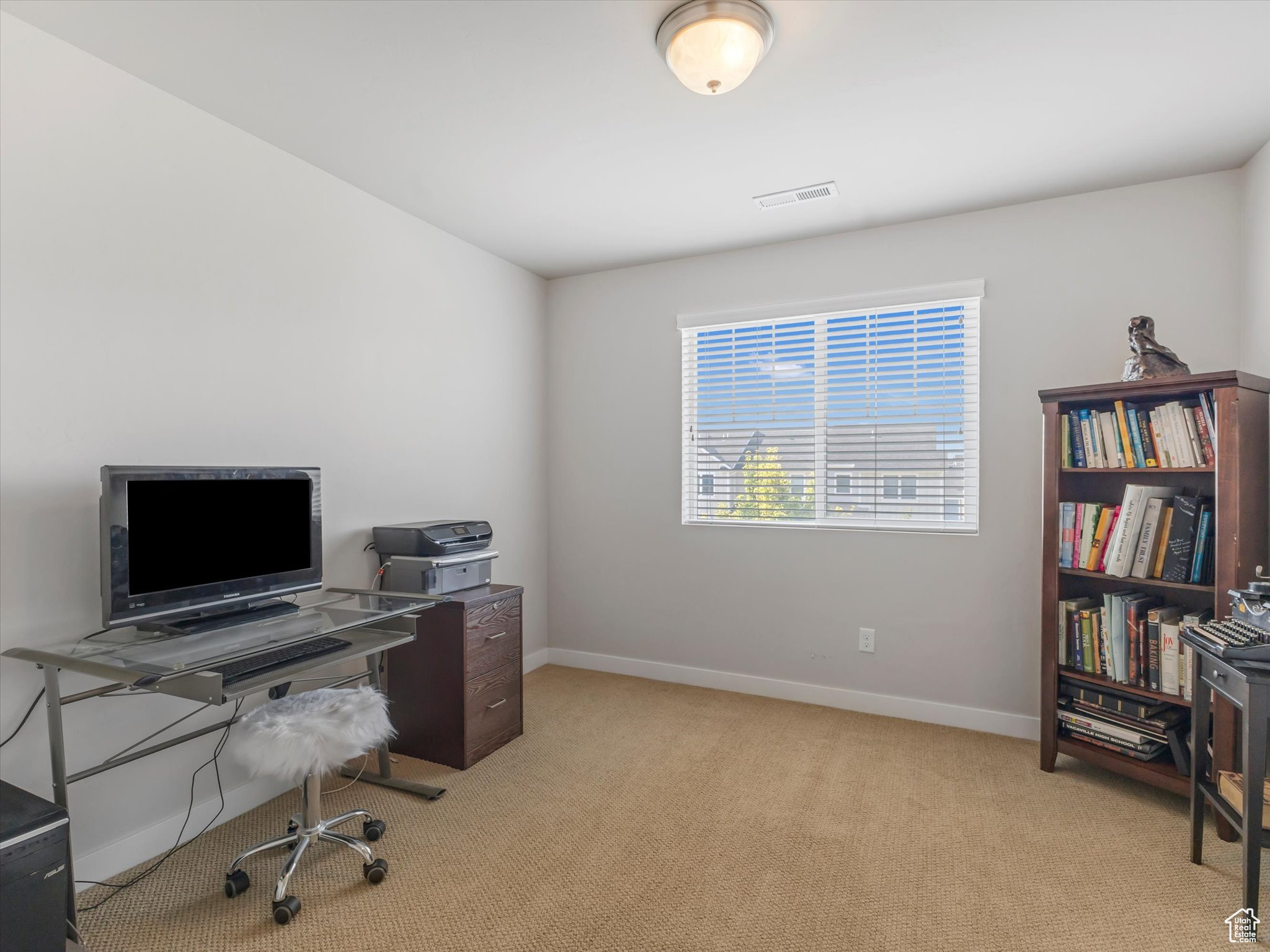West Jordan, Utah, 84081, United States, 3 Bedrooms Bedrooms, ,3 BathroomsBathrooms,Residential,For Sale,1875821