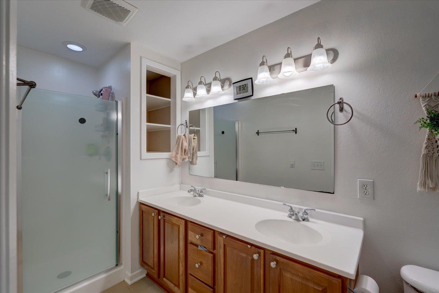 Sun Prairie, Wisconsin, 53590-4332, United States, 4 Bedrooms Bedrooms, ,3 BathroomsBathrooms,Residential,For Sale,1935966
