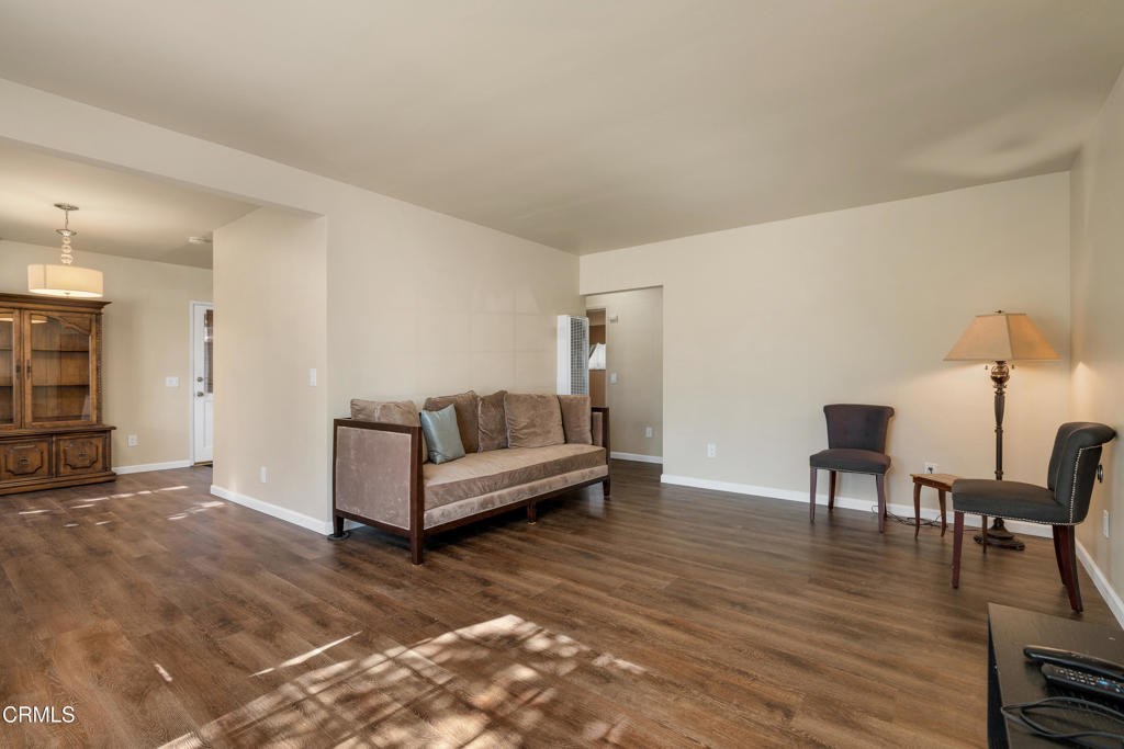 Temple City, California, 91780, United States, 4 Bedrooms Bedrooms, ,2 BathroomsBathrooms,Residential,For Sale,1989415