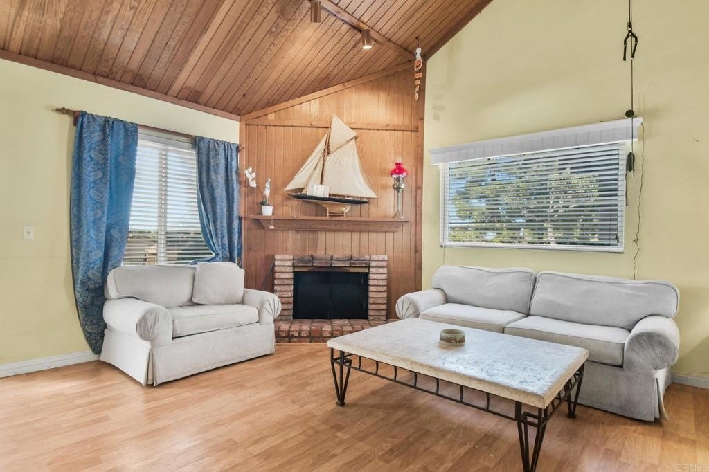 San Diego, California, 92139, United States, 3 Bedrooms Bedrooms, ,2 BathroomsBathrooms,Residential,For Sale,1991958