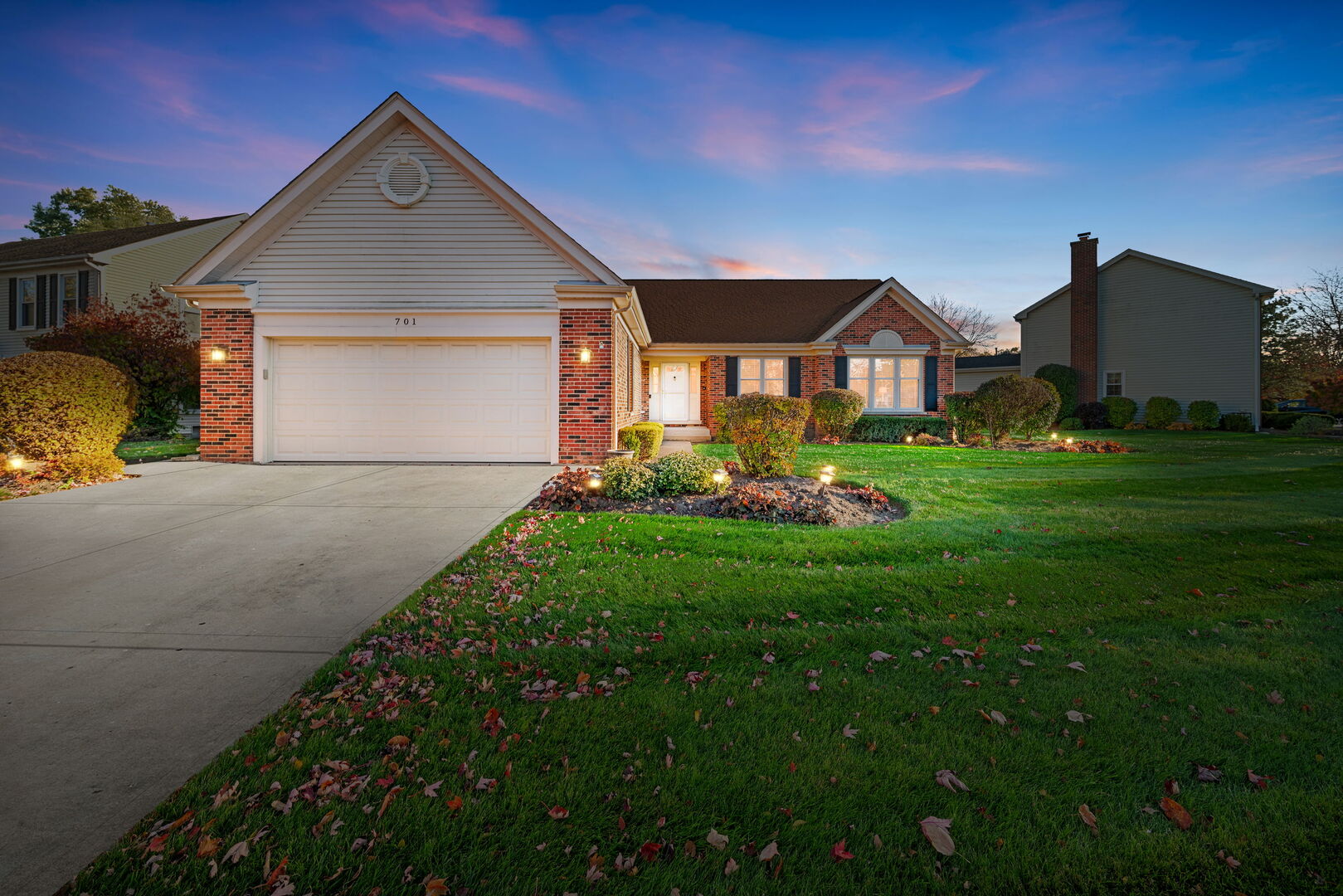 Palatine, Illinois, 60074, United States, 3 Bedrooms Bedrooms, ,3 BathroomsBathrooms,Residential,For Sale,1988286