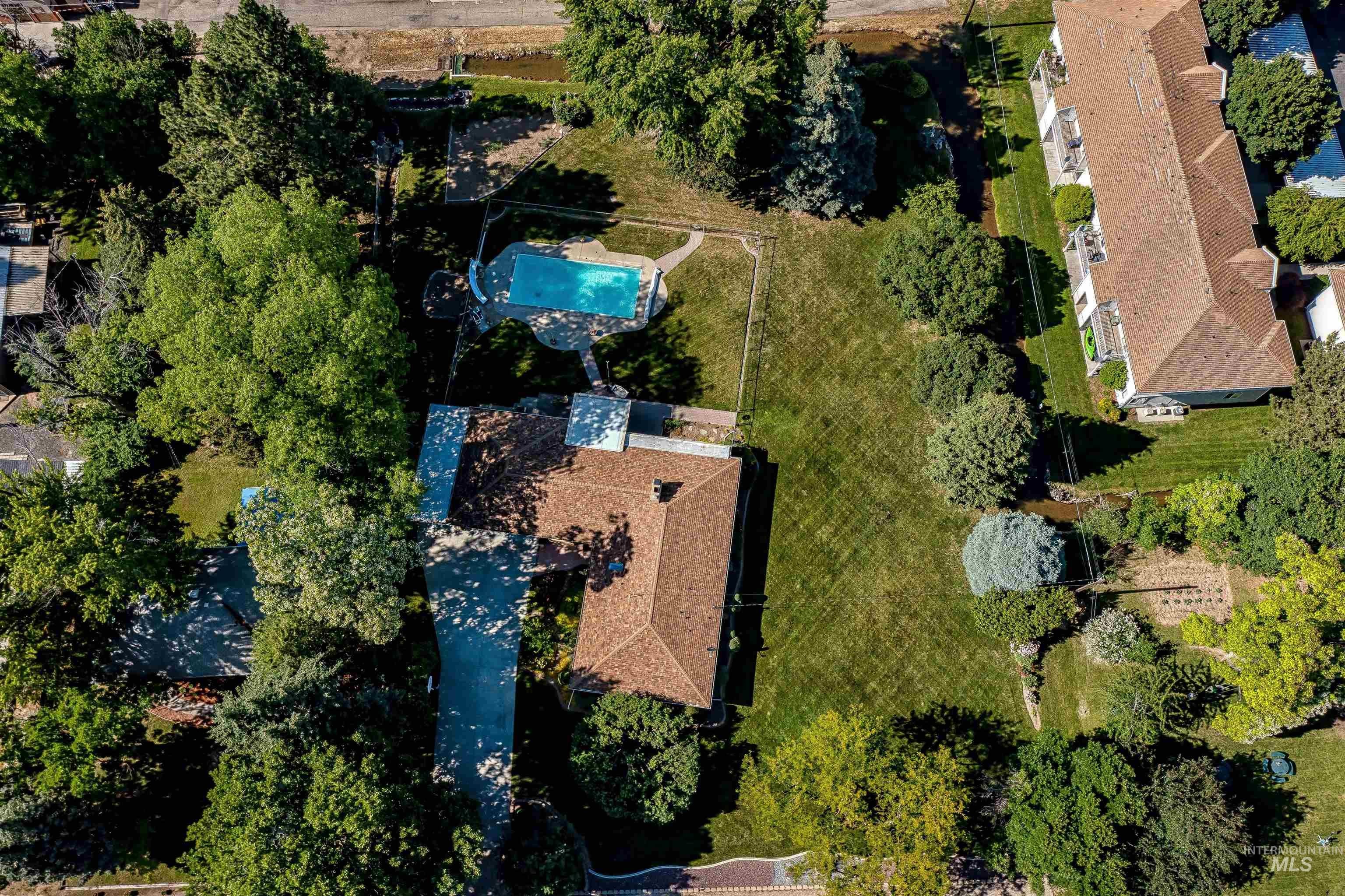 7208 Maxwell, Boise, Idaho, 83704, United States, 4 Bedrooms Bedrooms, ,3 BathroomsBathrooms,Residential,For Sale,7208 Maxwell,1435766