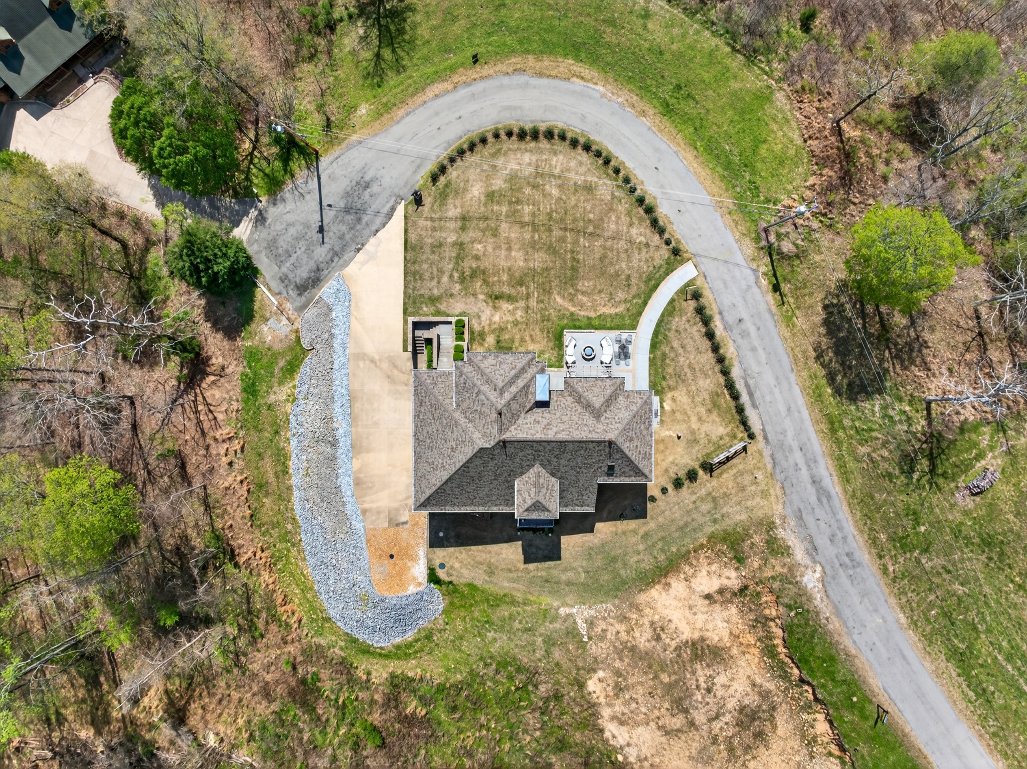 Dover, Tennessee, 37058, United States, 4 Bedrooms Bedrooms, ,3 BathroomsBathrooms,Residential,For Sale,2033493