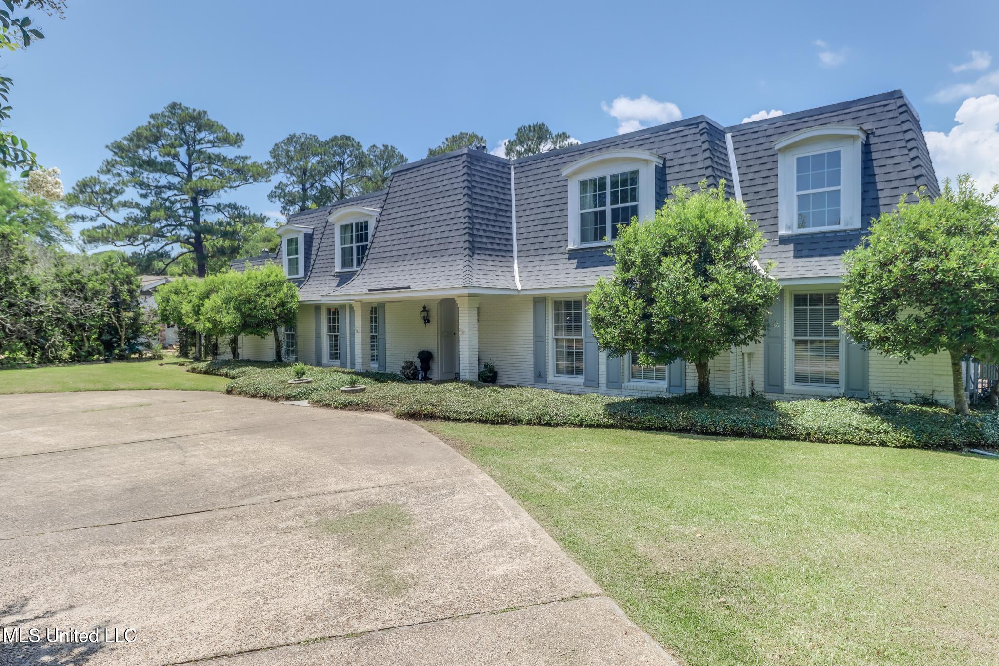 Gulfport, Mississippi, 39507, United States, 4 Bedrooms Bedrooms, ,4 BathroomsBathrooms,Residential,For Sale,1876501