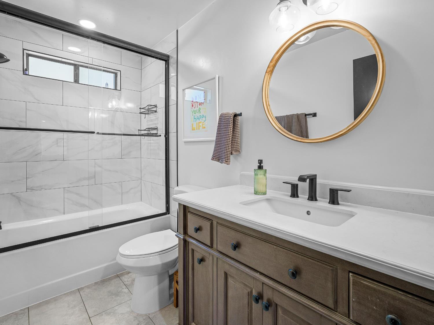 Shingle Springs, California, 95682, United States, 4 Bedrooms Bedrooms, ,3 BathroomsBathrooms,Residential,For Sale,1982328