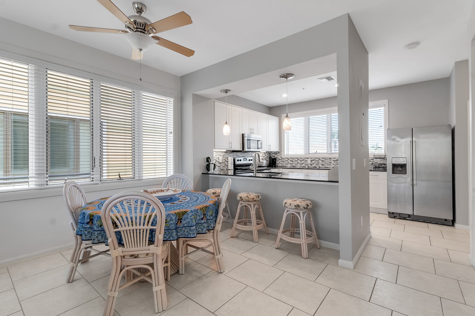 Longboat Key, Florida, 34228, United States, 2 Bedrooms Bedrooms, ,2 BathroomsBathrooms,Residential,For Sale,1841506