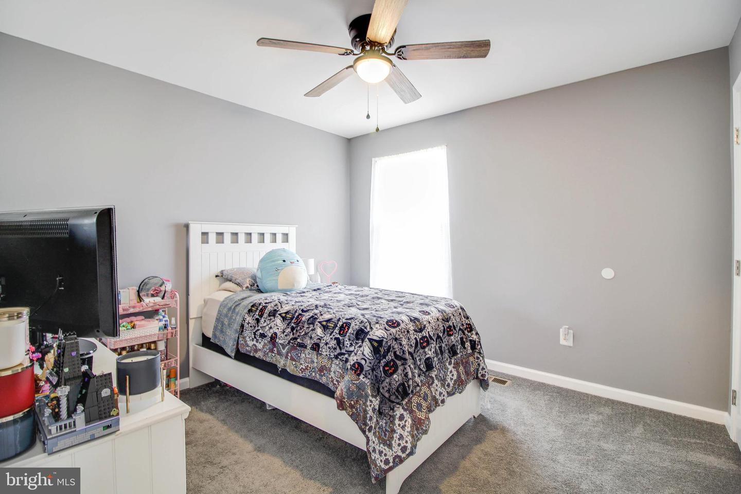 Essex, Maryland, 21221, United States, 5 Bedrooms Bedrooms, ,4 BathroomsBathrooms,Residential,For Sale,1746214