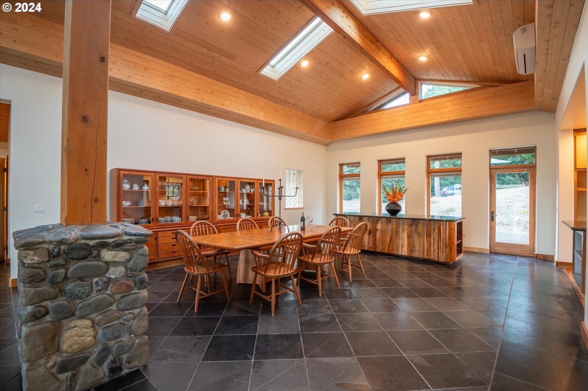 32940 Miller Ranch RD, Gold Beach, Oregon, 97444, United States, 11 Bedrooms Bedrooms, ,10 BathroomsBathrooms,Residential,For Sale,32940 Miller Ranch RD,1460657
