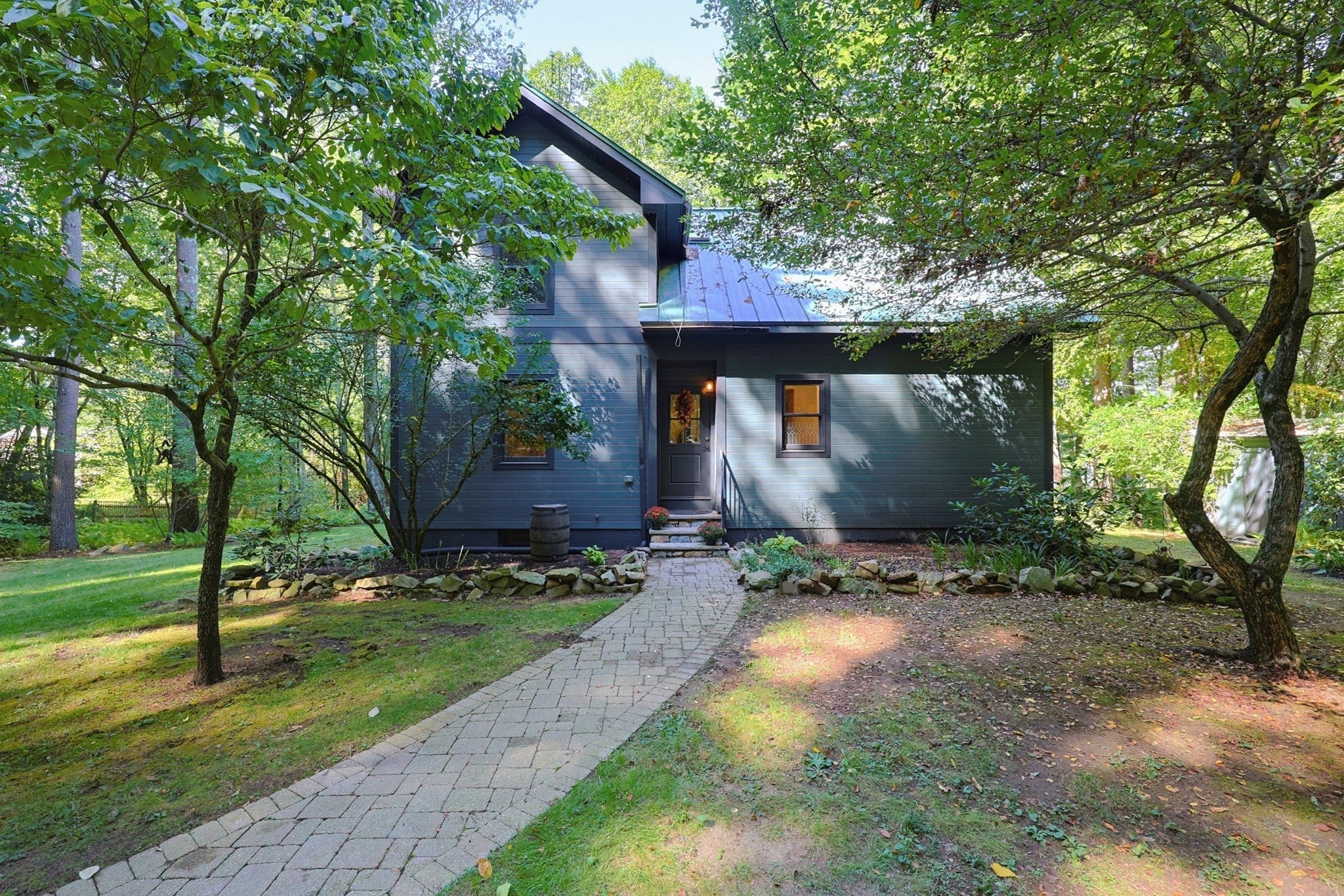 Mendon St, Uxbridge, MA 01569