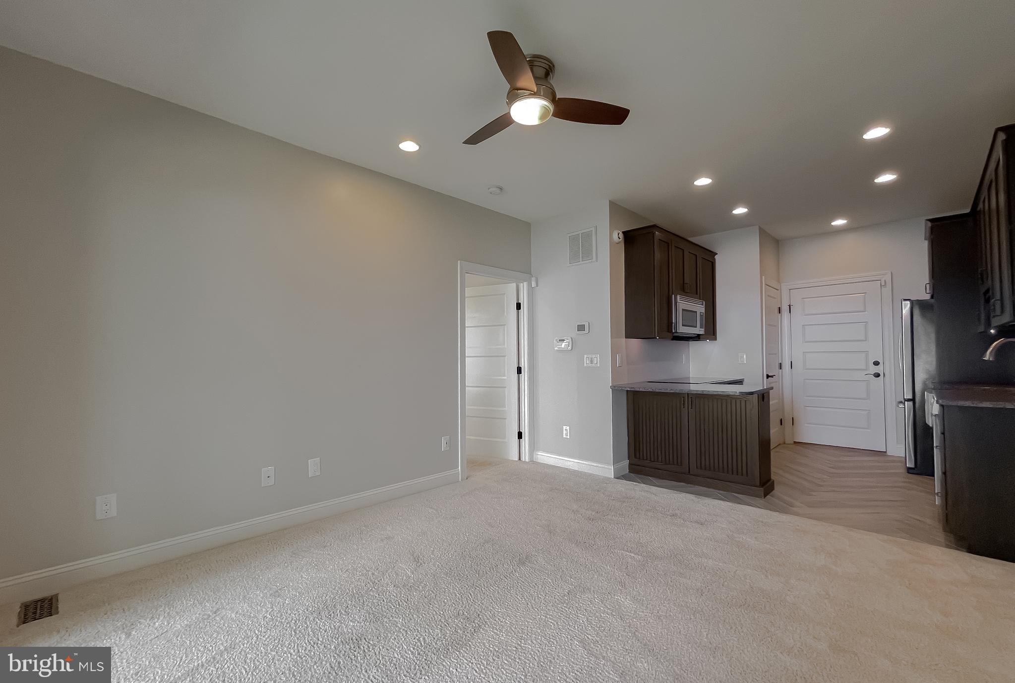 Hollywood, Maryland, 20636, United States, 5 Bedrooms Bedrooms, ,5 BathroomsBathrooms,Residential,For Sale,1914184