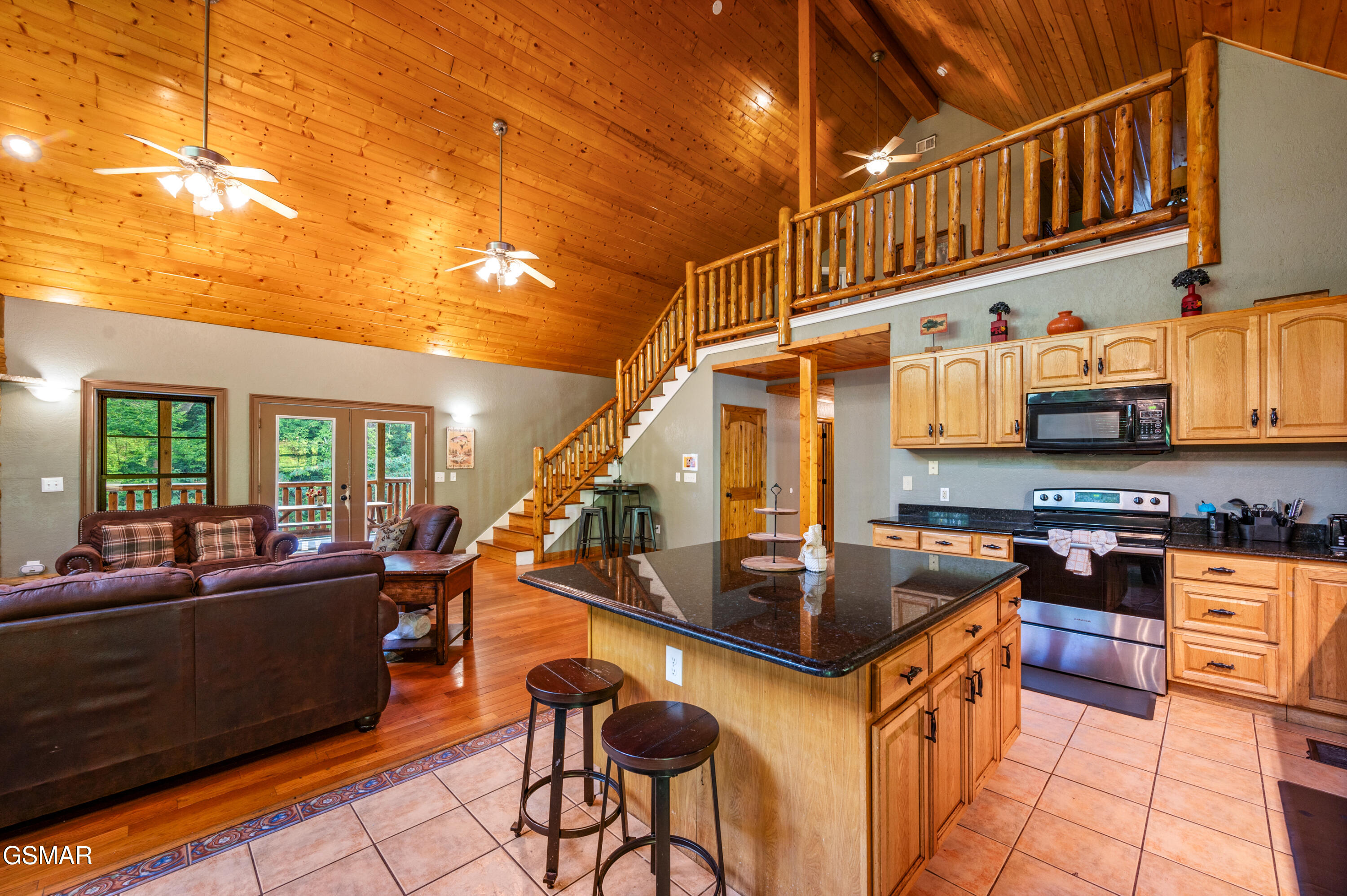 Sevierville, Tennessee, 37876, United States, 3 Bedrooms Bedrooms, ,5 BathroomsBathrooms,Residential,For Sale,1978747