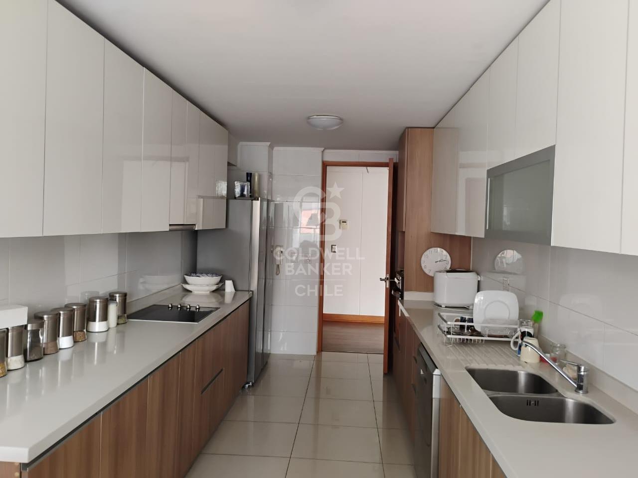 Las Condes, Chile, 3 Bedrooms Bedrooms, ,3 BathroomsBathrooms,Residential,For Sale,1805470