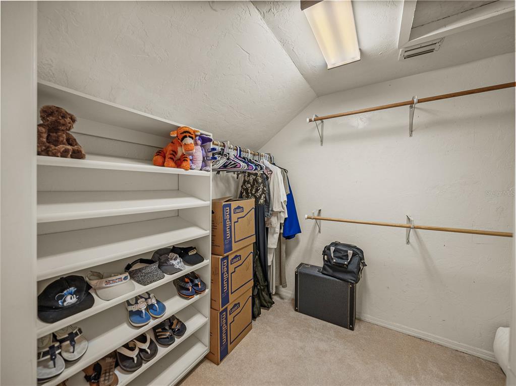 Winter Haven, Florida, 33884, United States, 3 Bedrooms Bedrooms, ,4 BathroomsBathrooms,Residential,For Sale,1895737