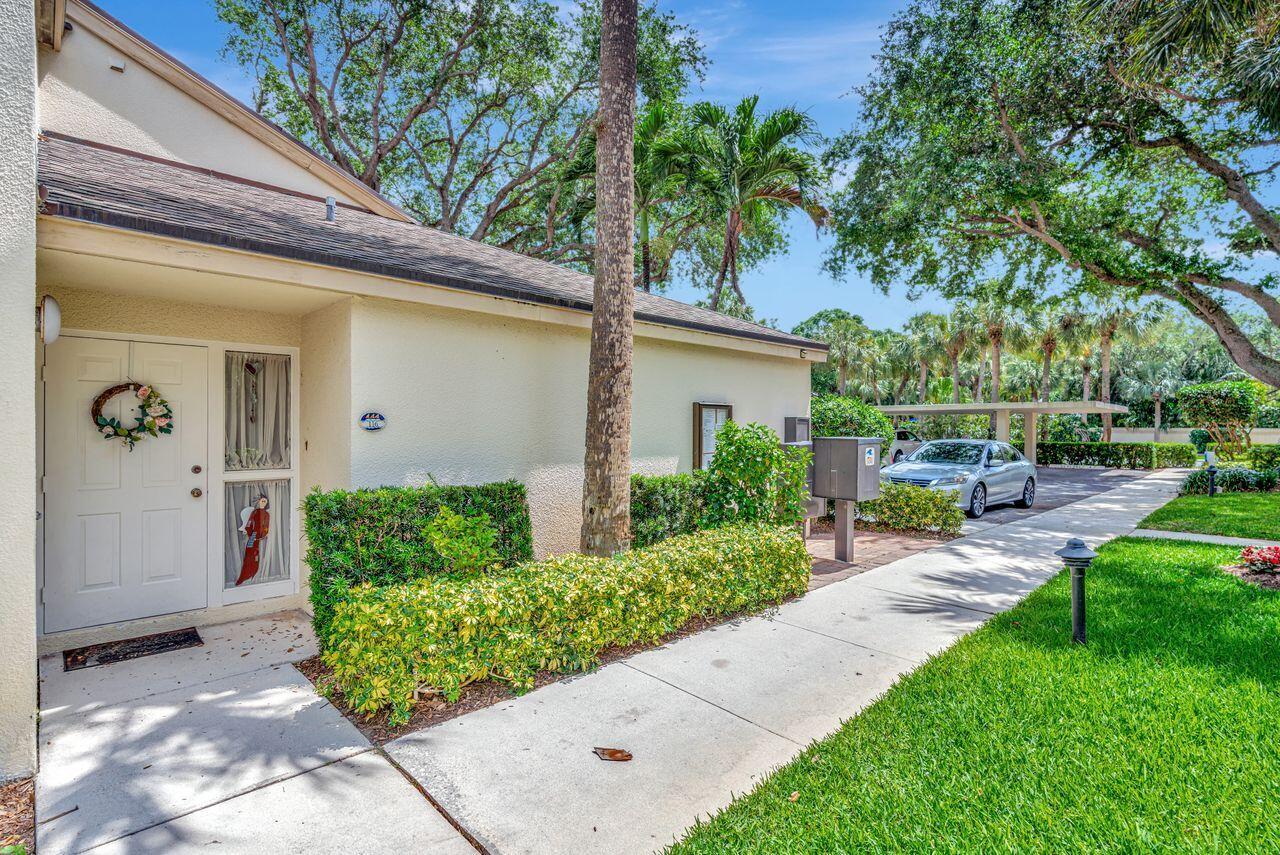Juno Beach, Florida, 33408, United States, 3 Bedrooms Bedrooms, ,2 BathroomsBathrooms,Residential,For Sale,1761960