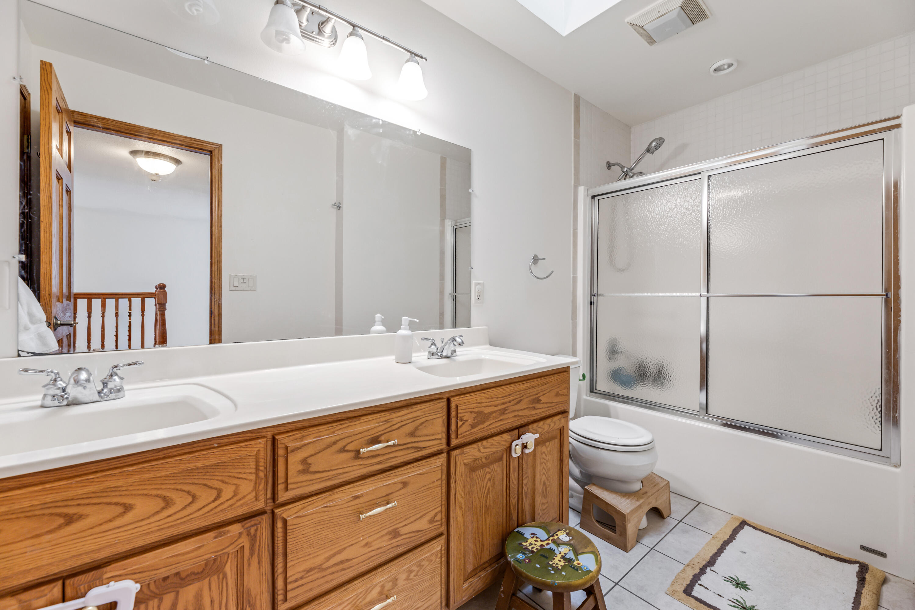 Shelby, Wisconsin, 54601, United States, 4 Bedrooms Bedrooms, ,4 BathroomsBathrooms,Residential,For Sale,2000335