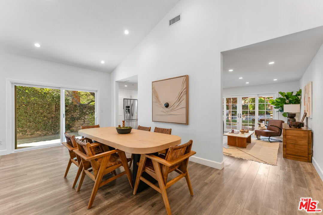 Porter Ranch, California, 91326, United States, 4 Bedrooms Bedrooms, ,2 BathroomsBathrooms,Residential,For Sale,1989197