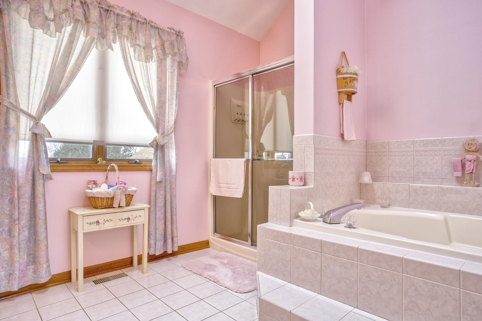 St. John, Indiana, 46373, United States, 4 Bedrooms Bedrooms, ,3 BathroomsBathrooms,Residential,For Sale,2037863
