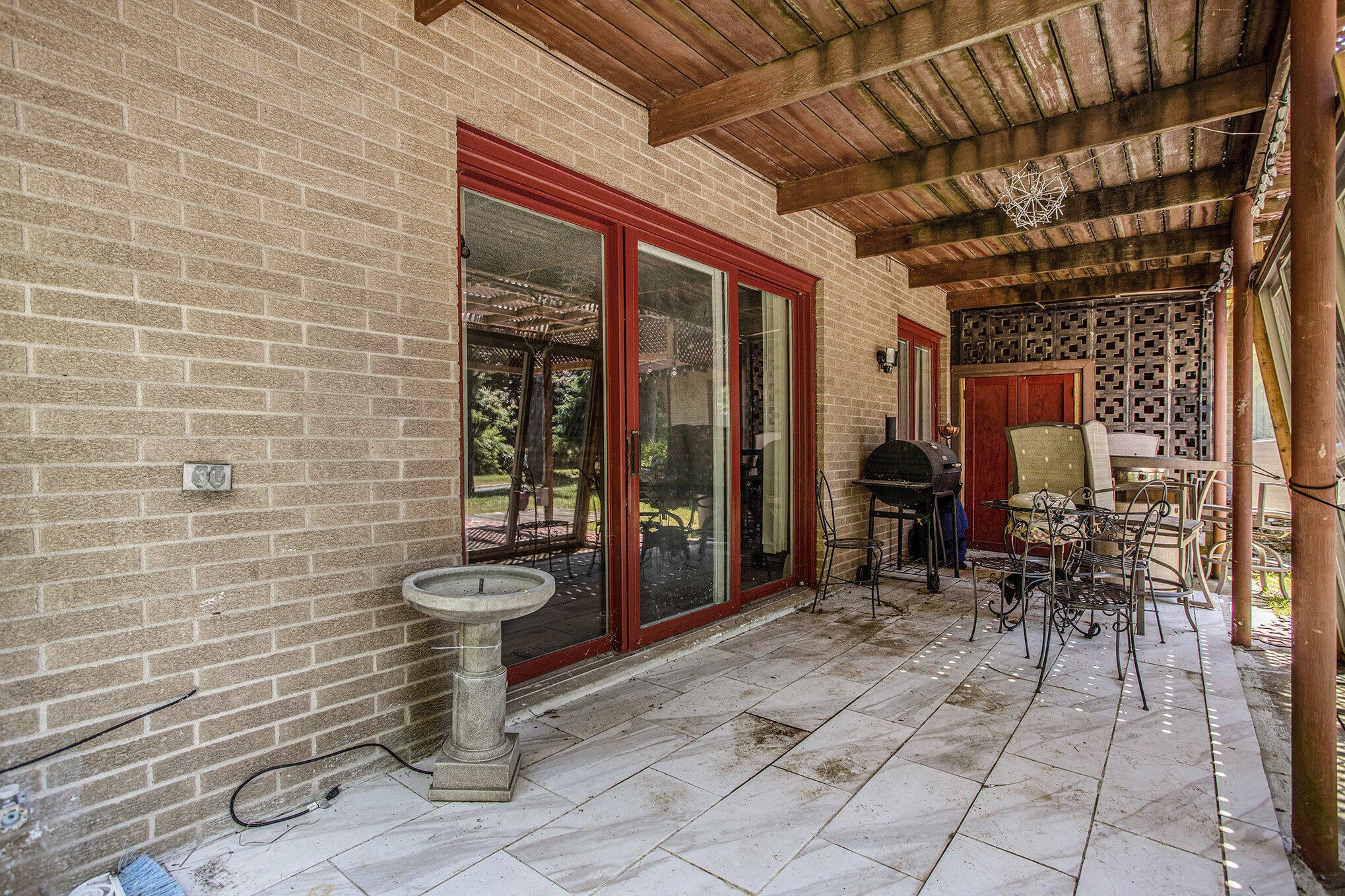 Kalamazoo, Michigan, 49004, United States, 5 Bedrooms Bedrooms, ,4 BathroomsBathrooms,Residential,For Sale,1977893