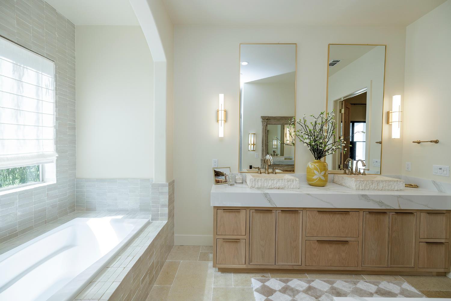 Modesto, California, 95357, United States, 4 Bedrooms Bedrooms, ,4 BathroomsBathrooms,Residential,For Sale,1976586