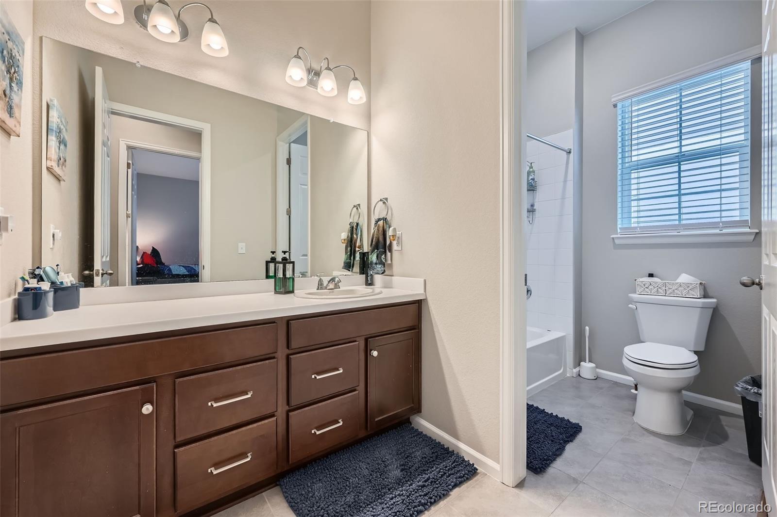 Aurora, Colorado, 80019, United States, 4 Bedrooms Bedrooms, ,3 BathroomsBathrooms,Residential,For Sale,1731367