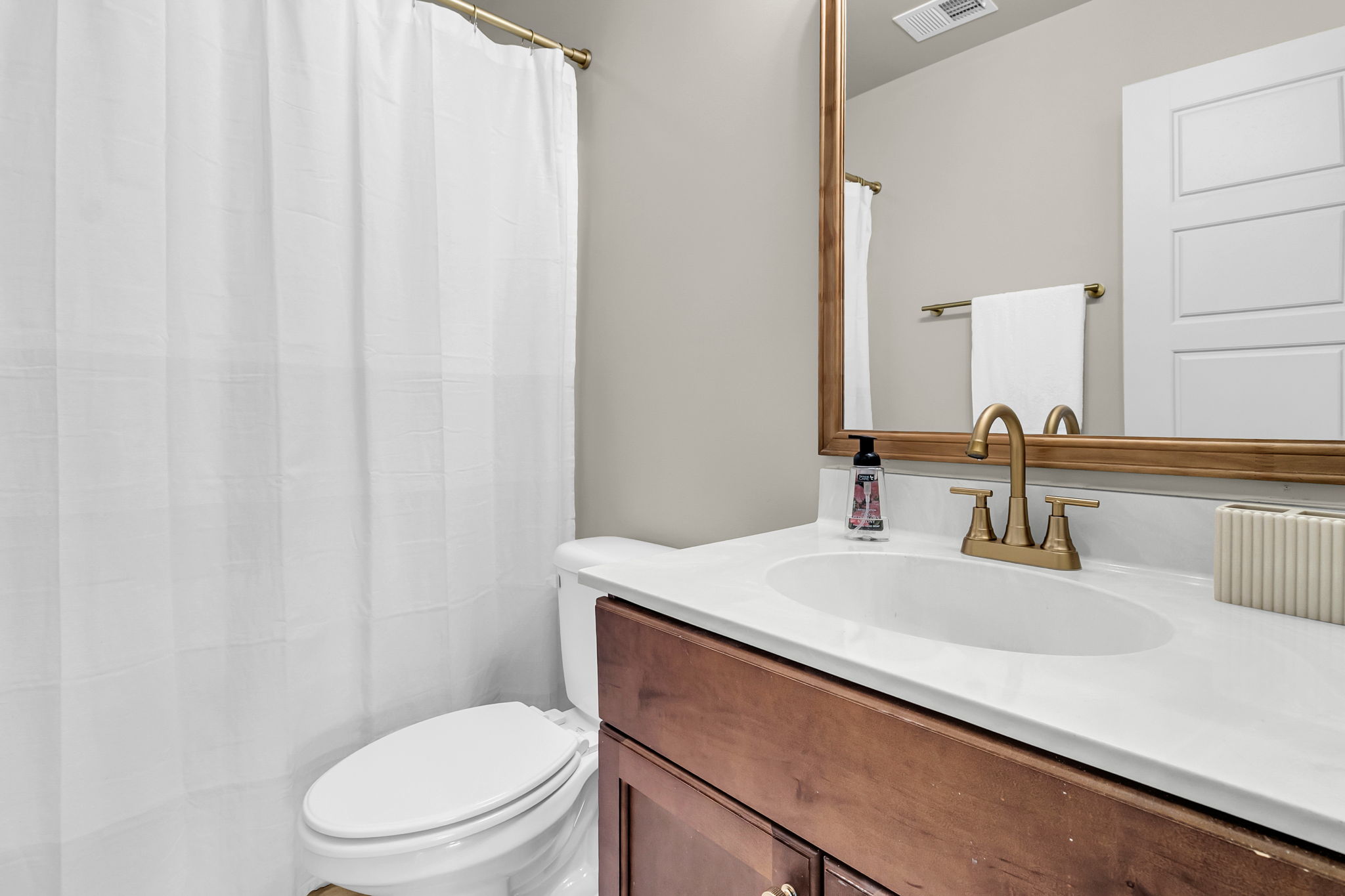  2648 Augustus Street - 物件實景