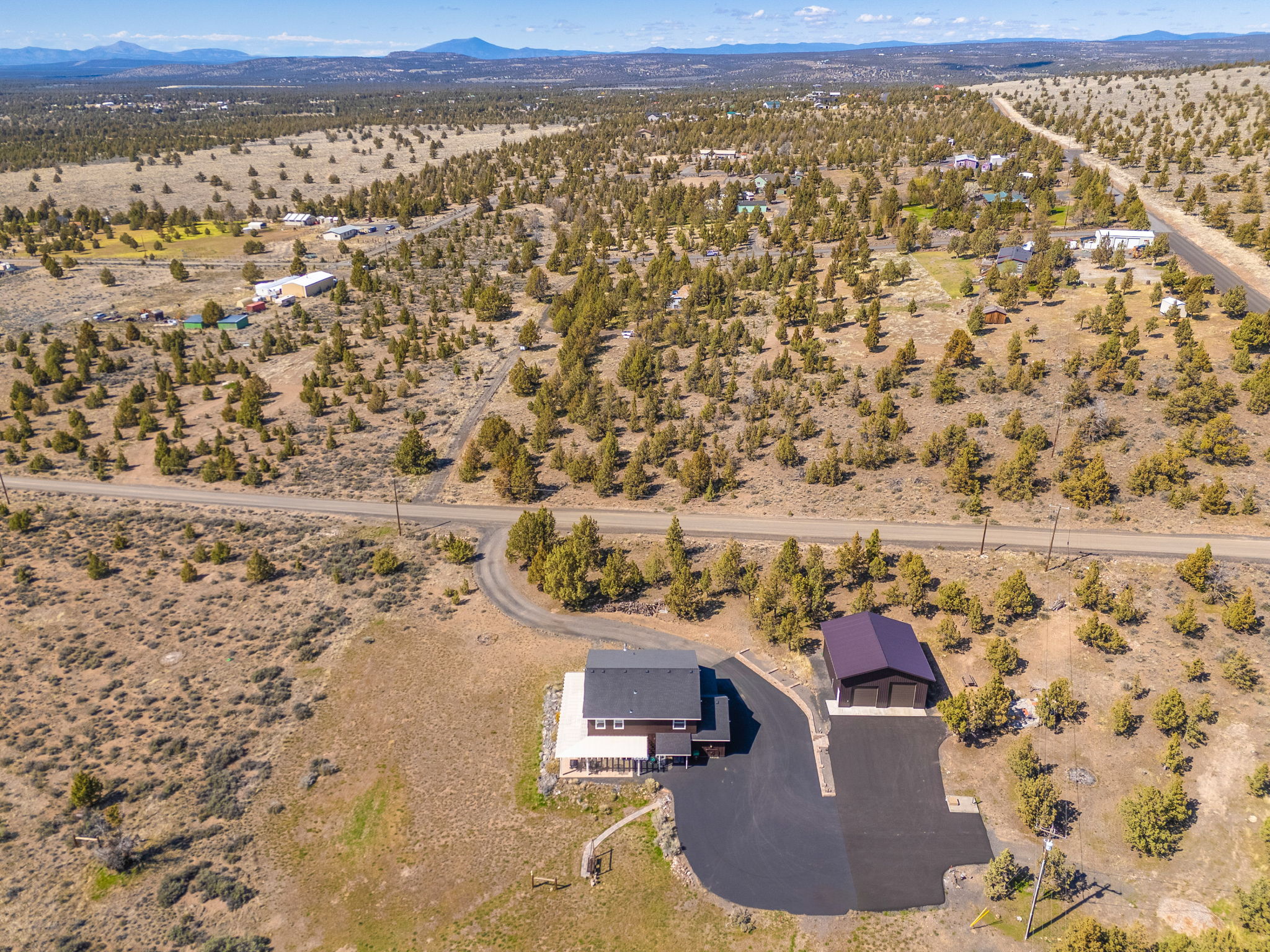 Prineville, Oregon, 97754, United States, 3 Bedrooms Bedrooms, ,3 BathroomsBathrooms,Residential,For Sale,1787892