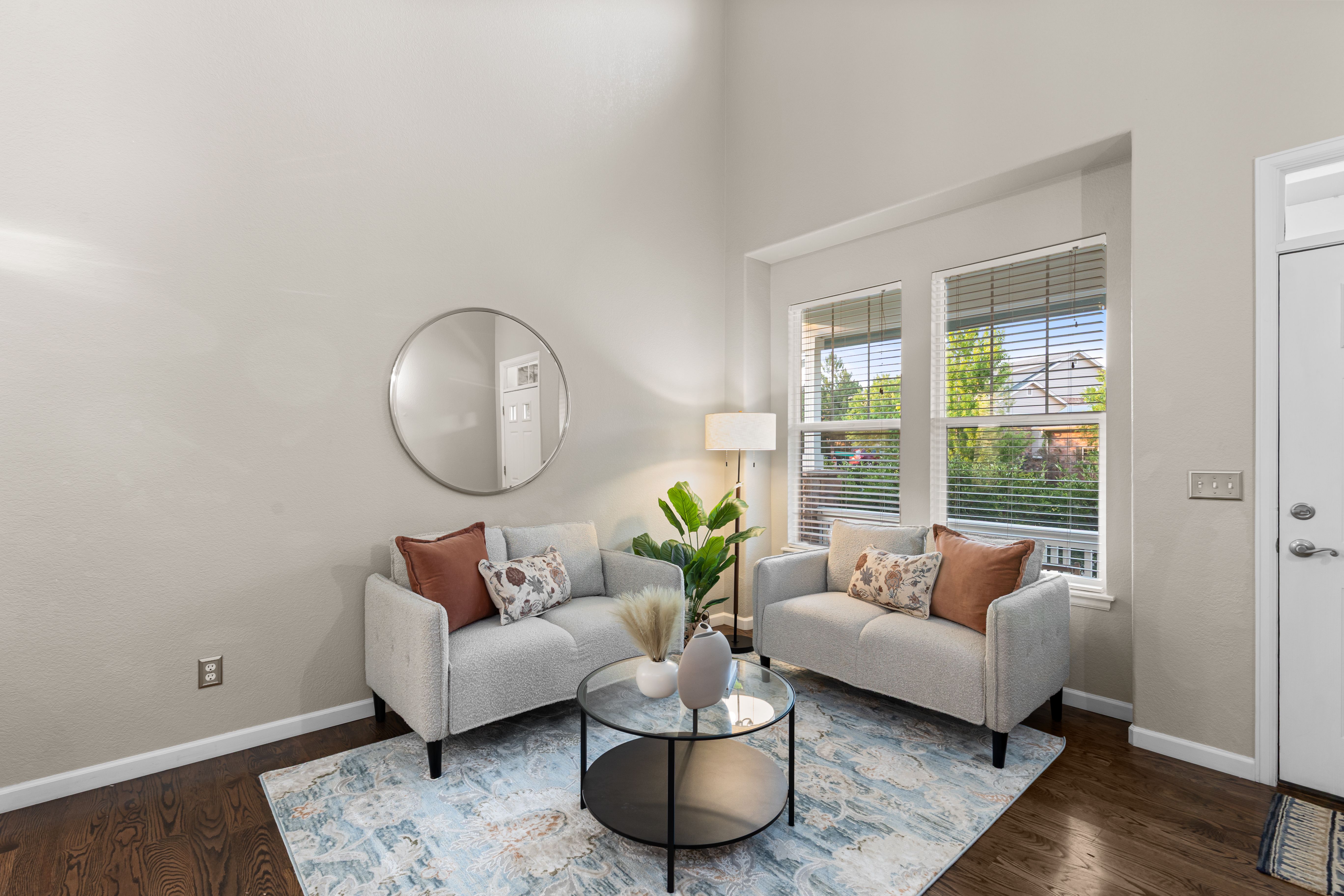  A warm and beautifully updated 5-bedroom, 4-bathroom walkout - 物件實景