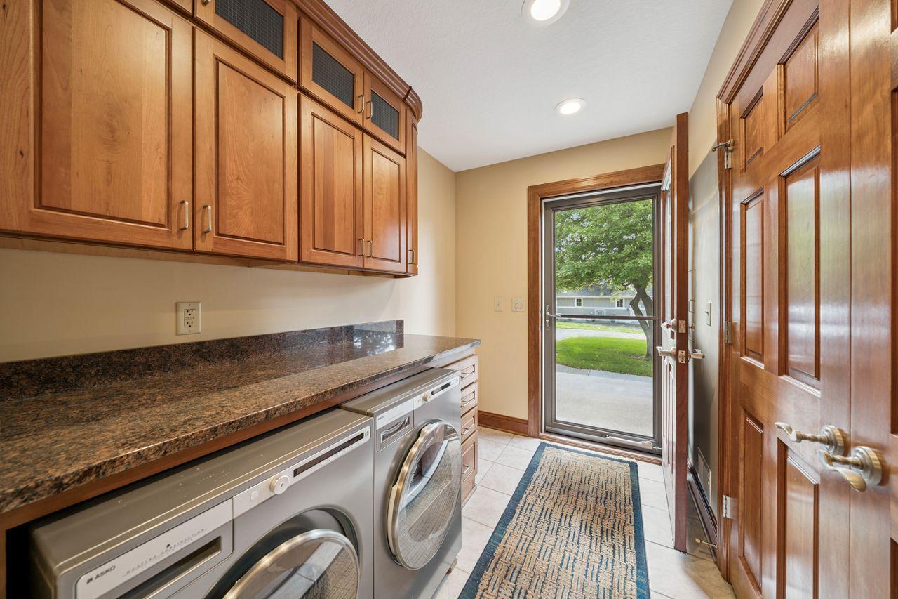 Stillwater, Minnesota, 55082, United States, 4 Bedrooms Bedrooms, ,3 BathroomsBathrooms,Residential,For Sale,1934431