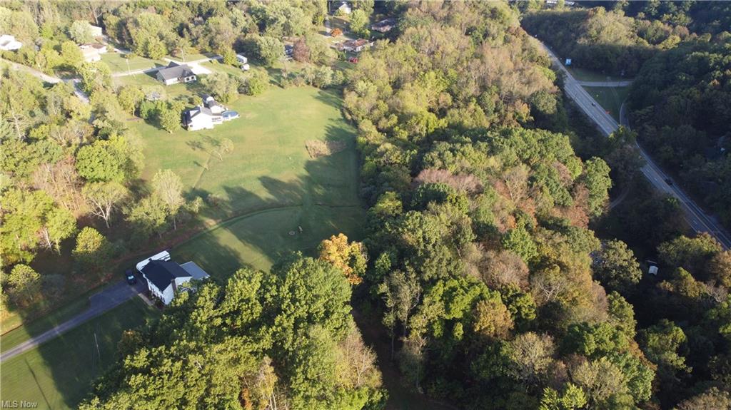 Chester, West Virginia, 26034, United States, 3 Bedrooms Bedrooms, ,3 BathroomsBathrooms,Residential,For Sale,1975770