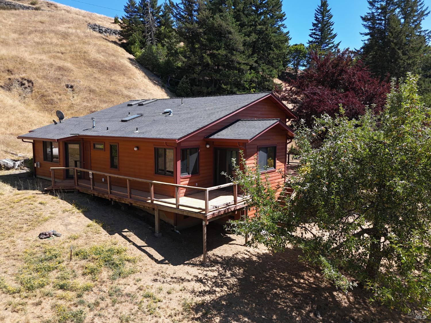 Willits, California, 95490, United States, 2 Bedrooms Bedrooms, ,2 BathroomsBathrooms,Residential,For Sale,1983542