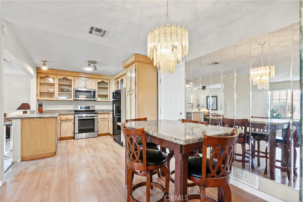 Paso Robles, California, 93446, United States, 3 Bedrooms Bedrooms, ,2 BathroomsBathrooms,Residential,For Sale,2006182